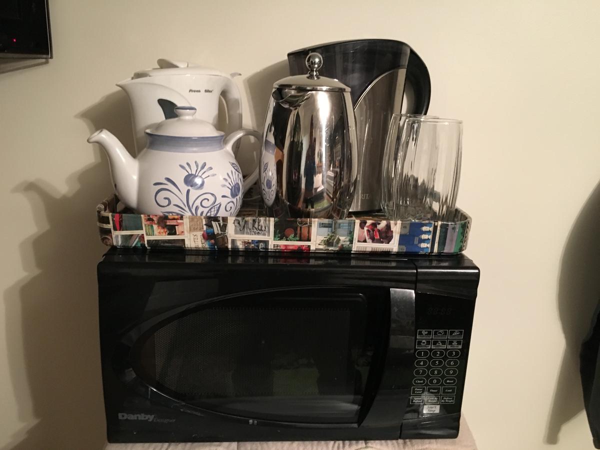 Mabuhay Lakeside Manor Bed & Breakfast Yellowknife Bagian luar foto