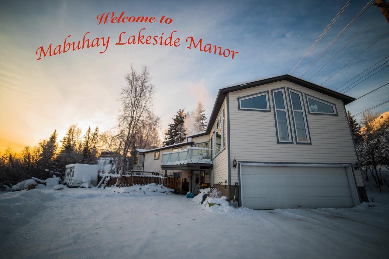Mabuhay Lakeside Manor Bed & Breakfast Yellowknife Bagian luar foto